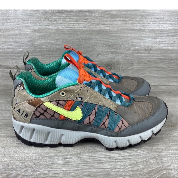 ✔️LIKE NEW ✔️Nike Air Humara 17 Premium steel green cameo running shoes. - Picture 4 of 9